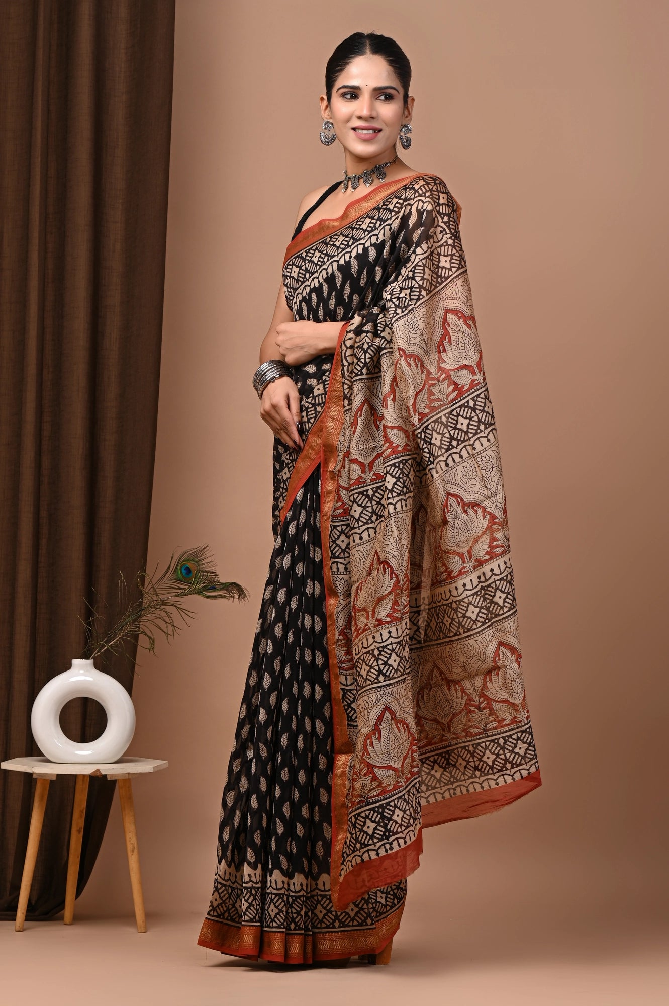 Kaalika – Hand Block Printed Maheshwari Silk Cotton Saree