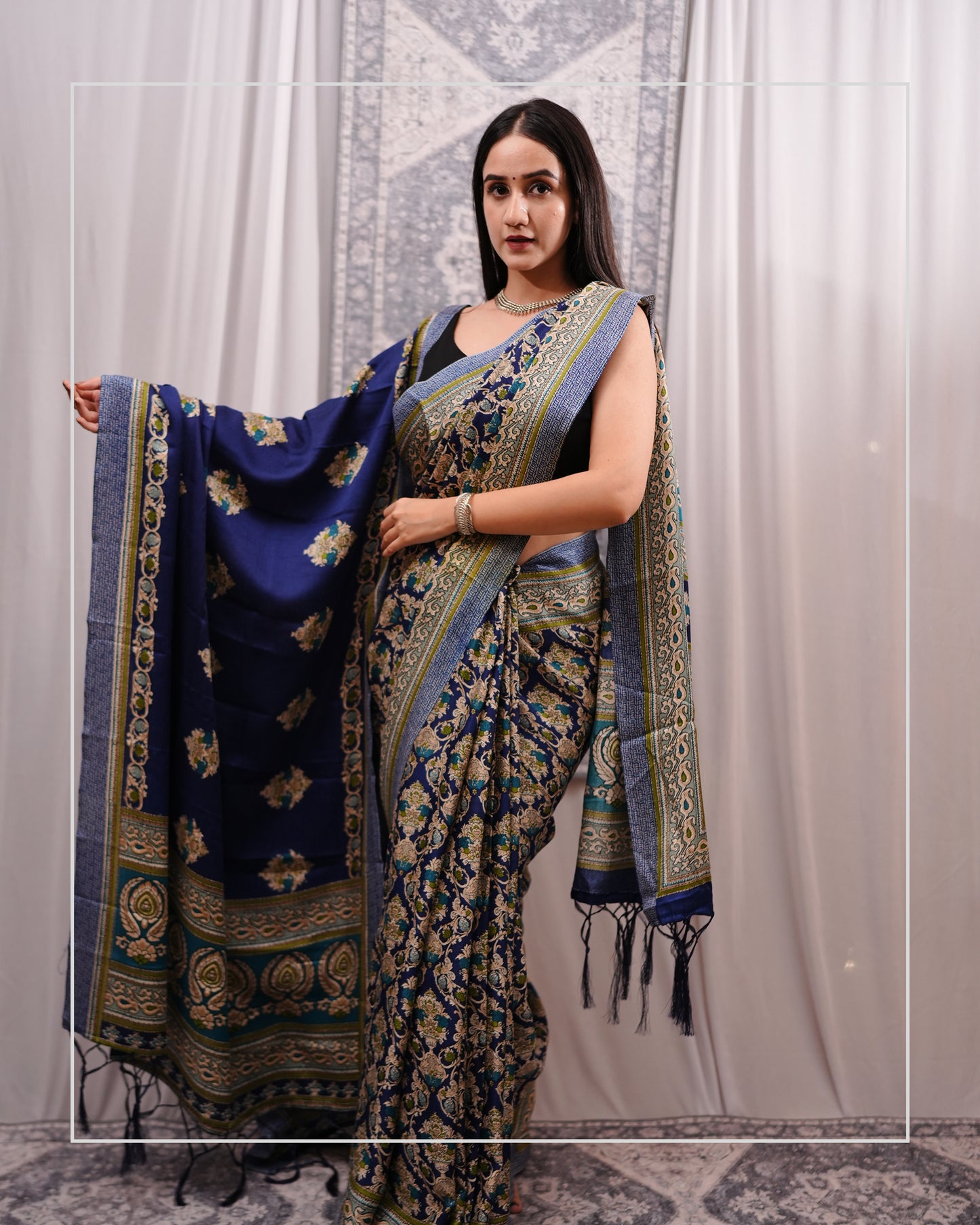Neel Baagh – Pashmina Design Silk-Blend Saree with Stole
