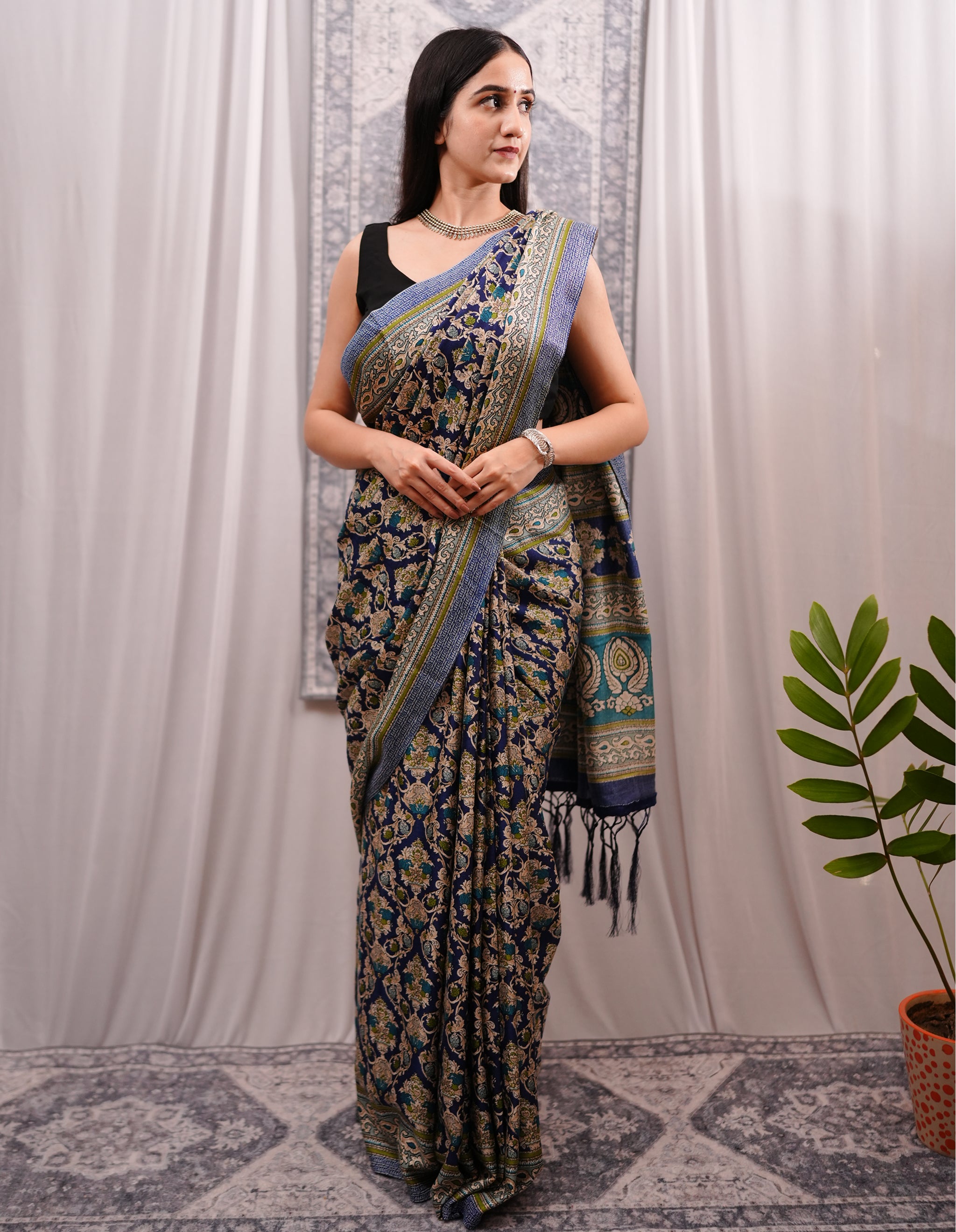 Neel Baagh – Pashmina Design Silk-Blend Saree with Stole