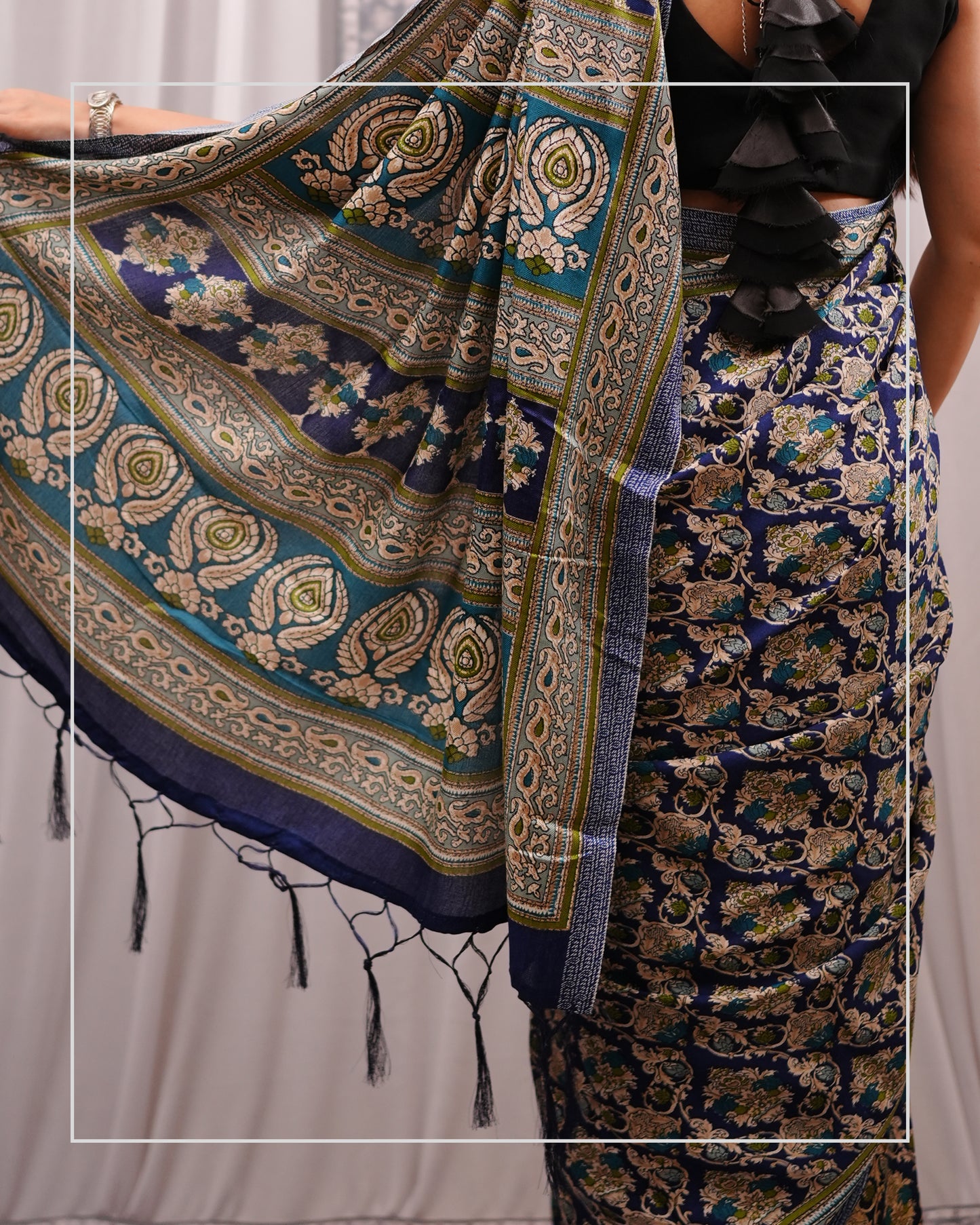 Neel Baagh – Pashmina Design Silk-Blend Saree with Stole