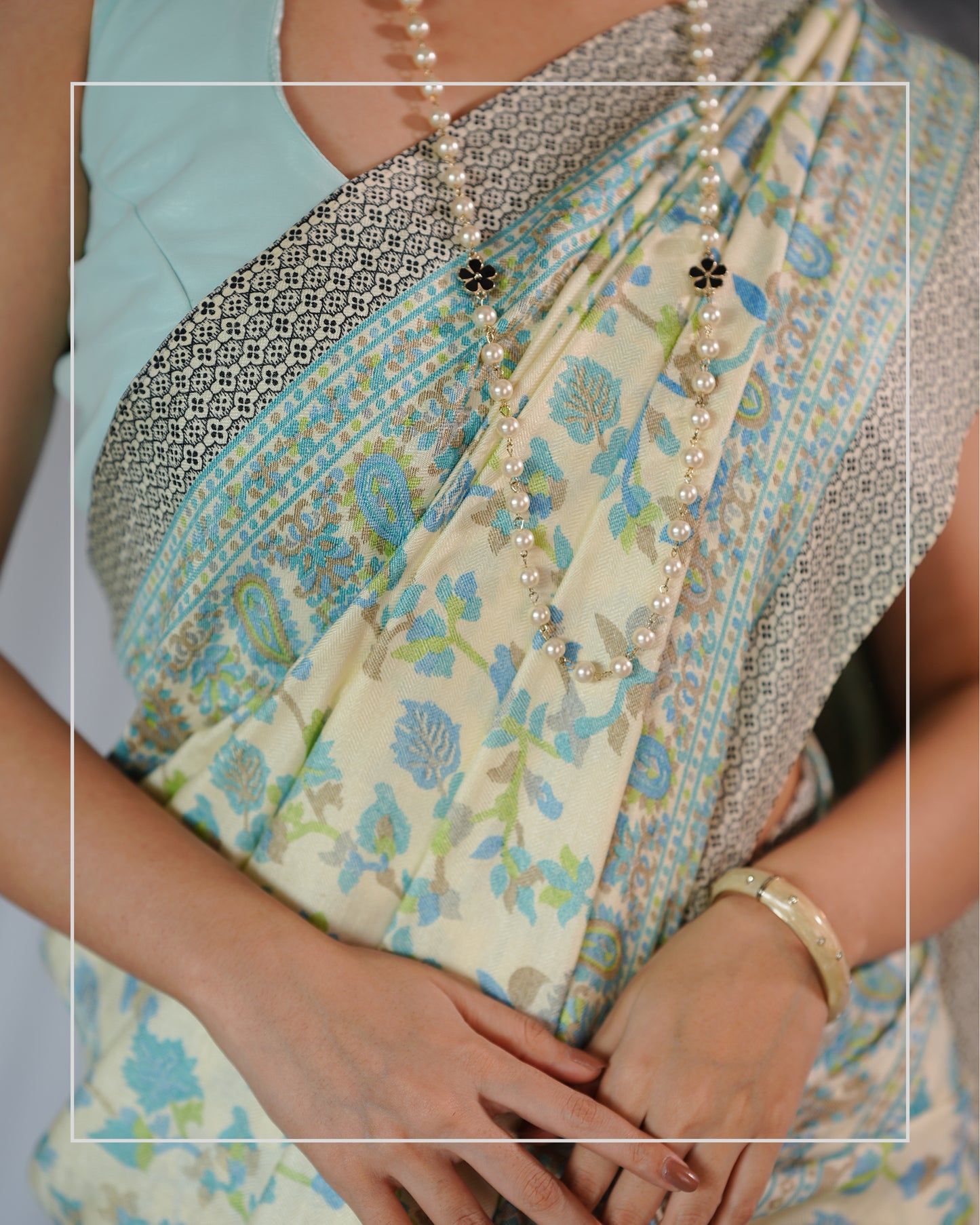 Noor Baagh – Pashmina Design Silk-Blend Saree with Stole