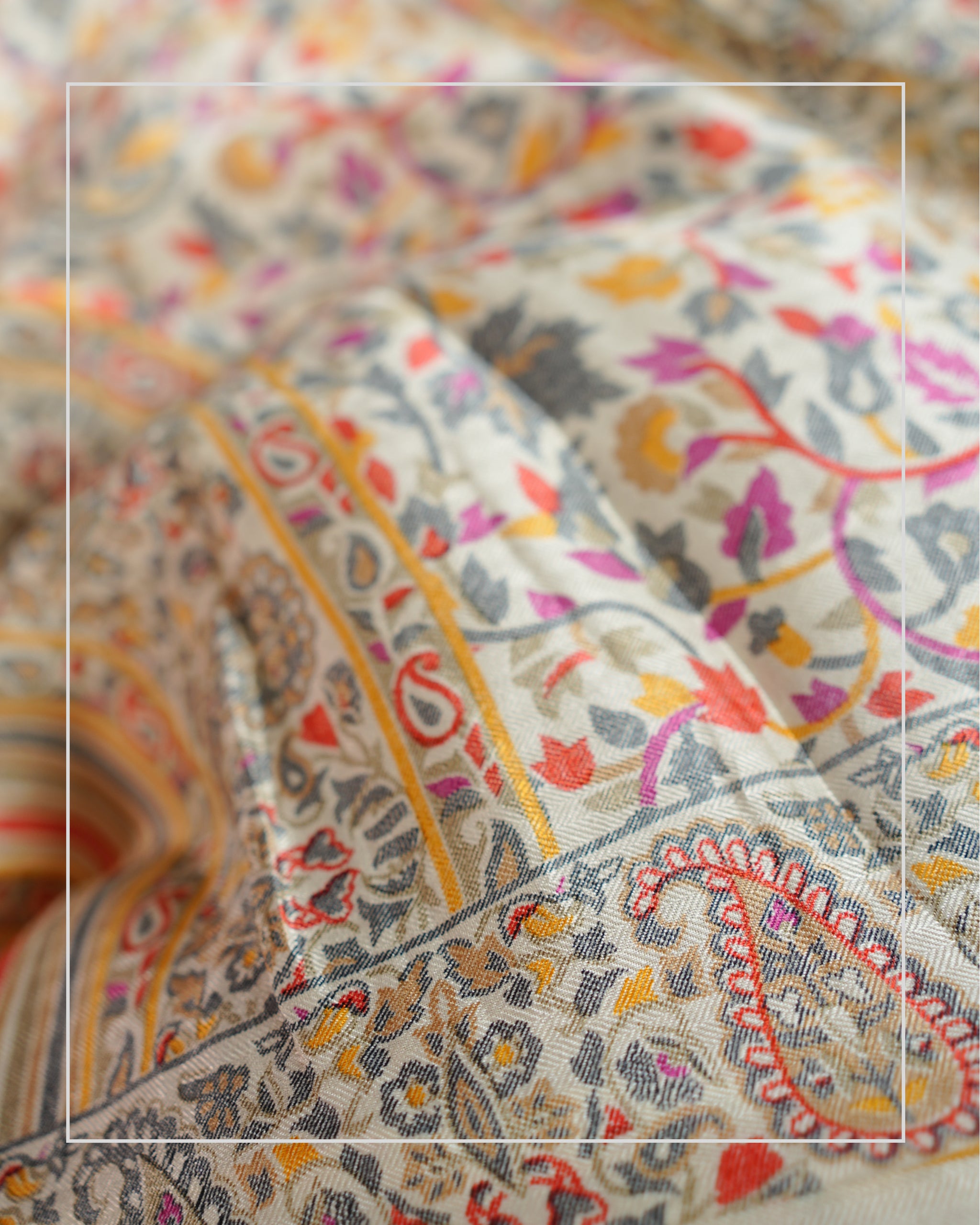 Rangrez Baagh – Pashmina Design Silk-Blend Saree with Stole