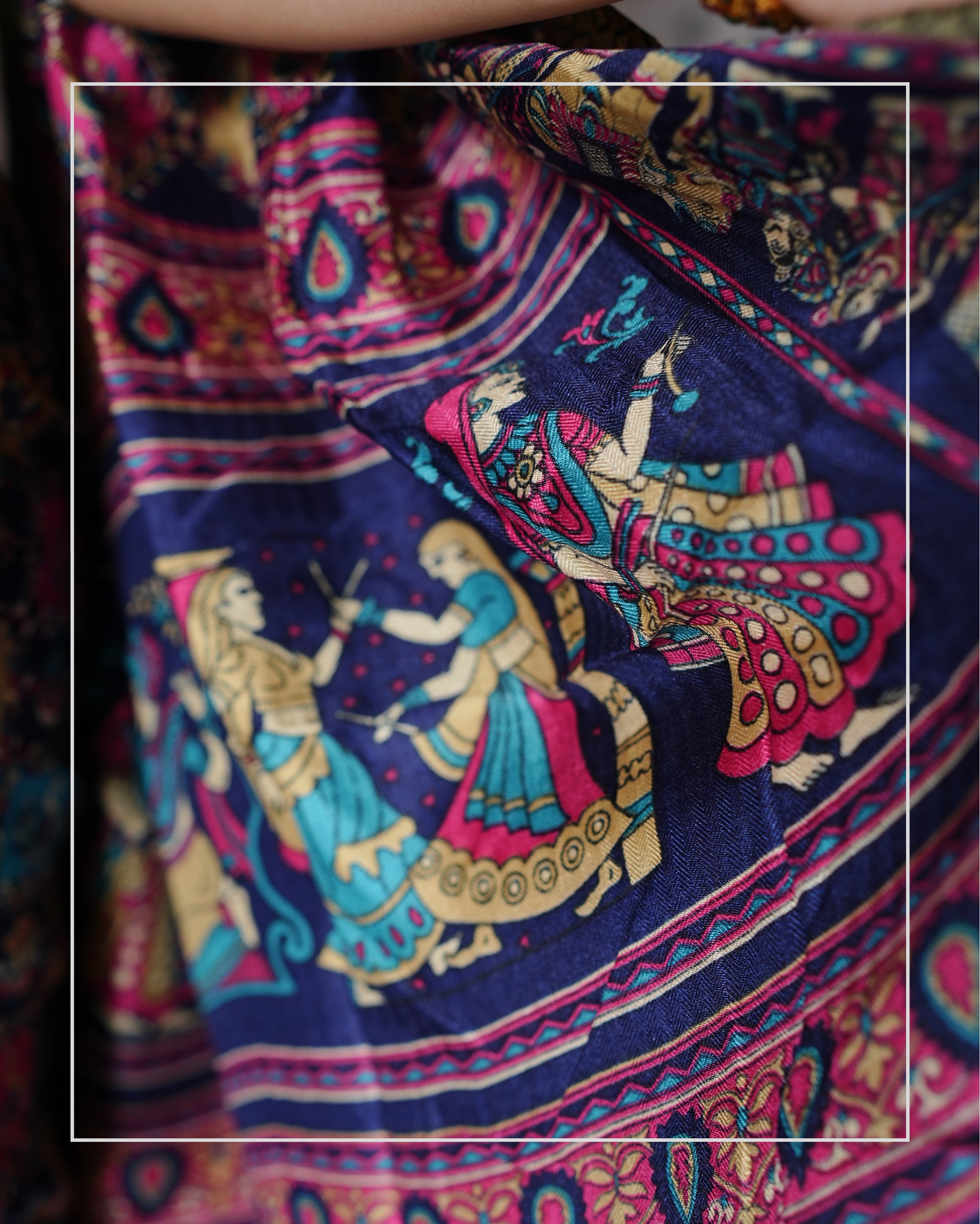 Raasrang Baagh – Pashmina Design Silk-Blend Saree with Stole