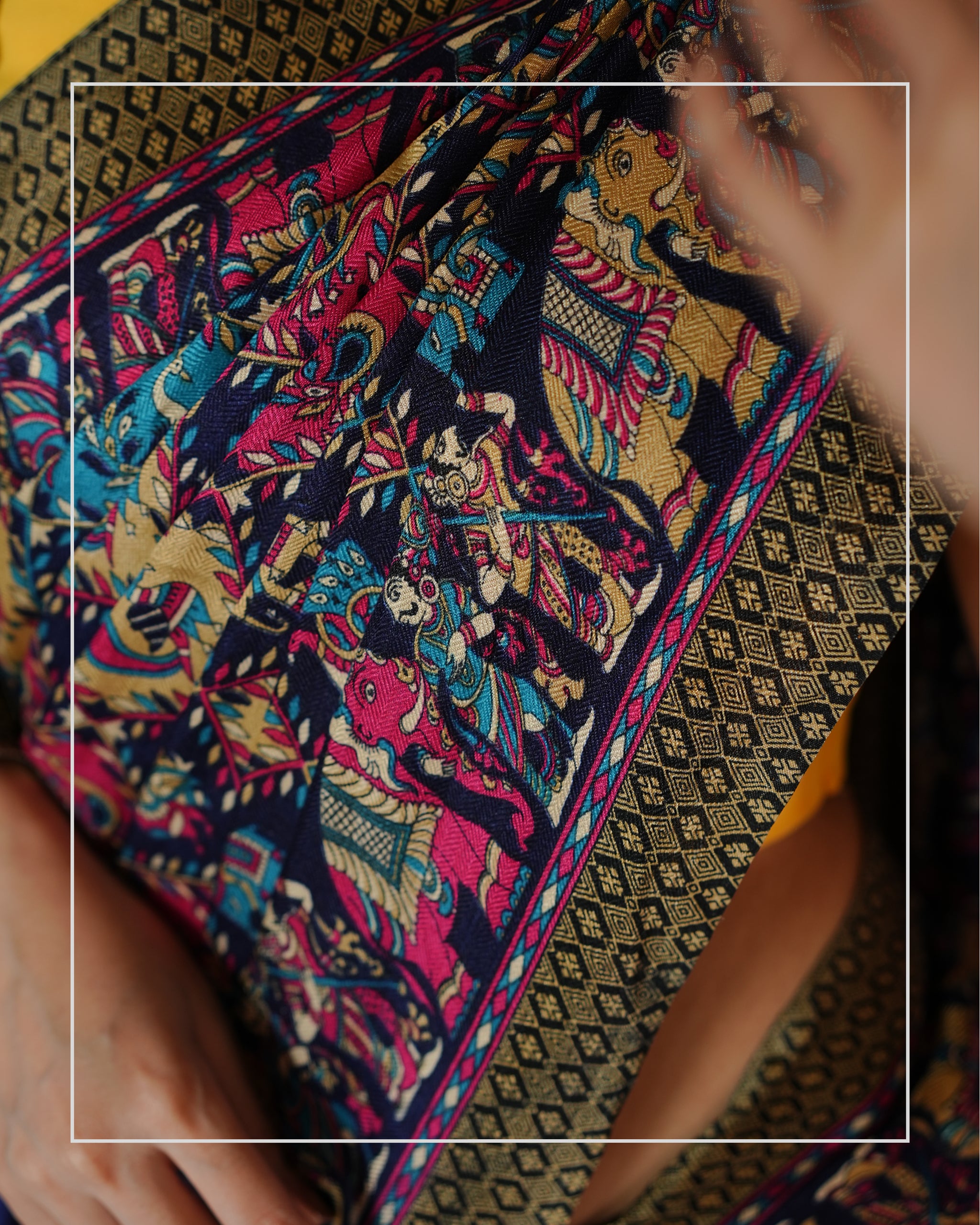 Raasrang Baagh – Pashmina Design Silk-Blend Saree with Stole