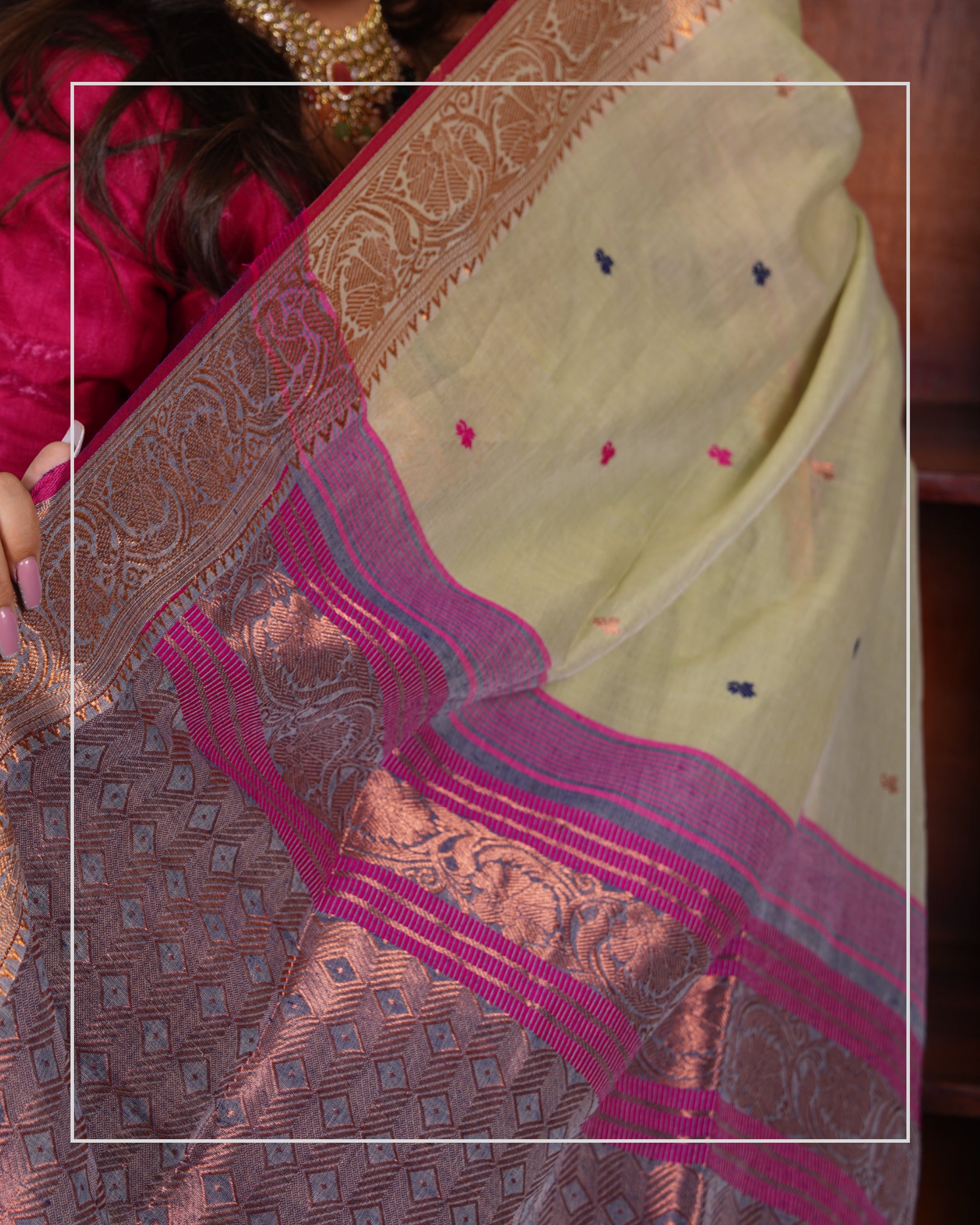 Aarohi – Handloom Mercerized Cotton Banarasi Saree