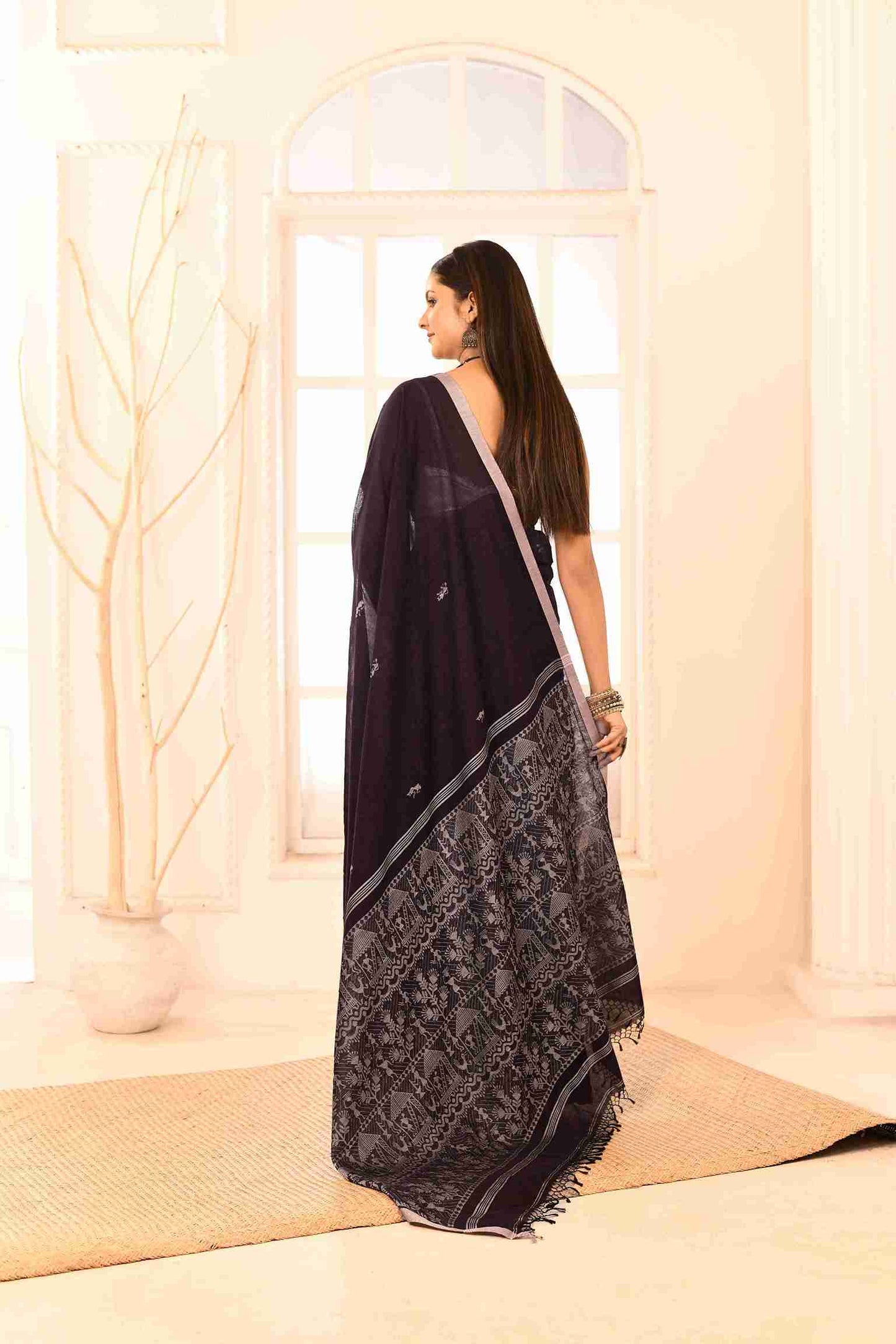 Jambunika Pure Cotton Handloom Jamdani with Warli Story-Weave | Blouse Piece Included