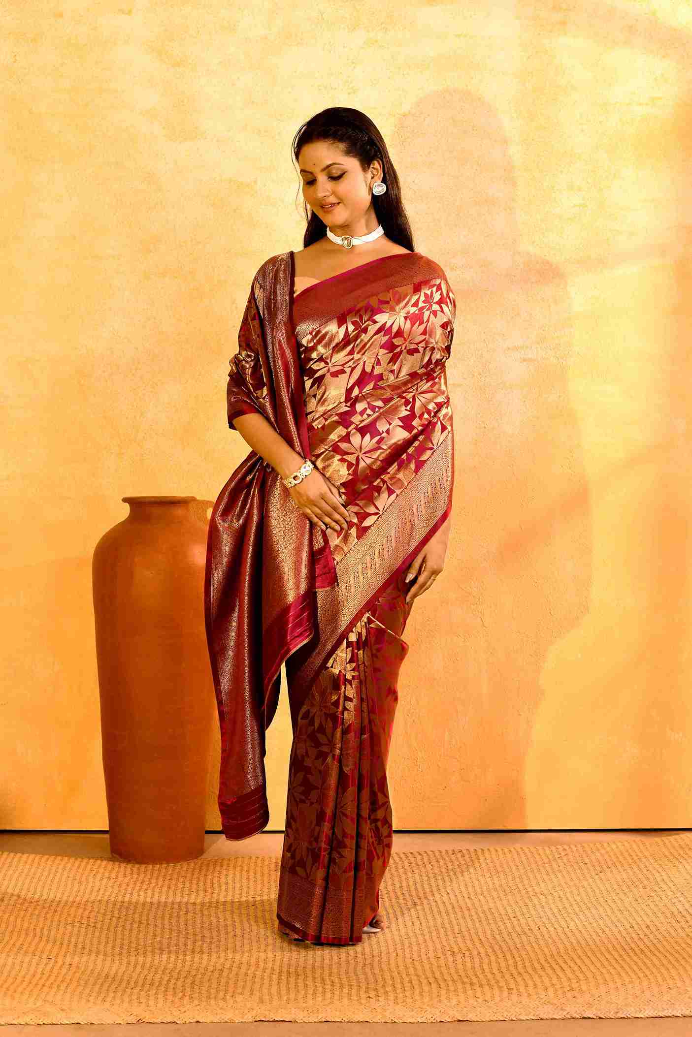Gulabi Zari Gajji Silk Banarasi | Woven Vine Jaal & Antique - Gold Zari - Ethlore