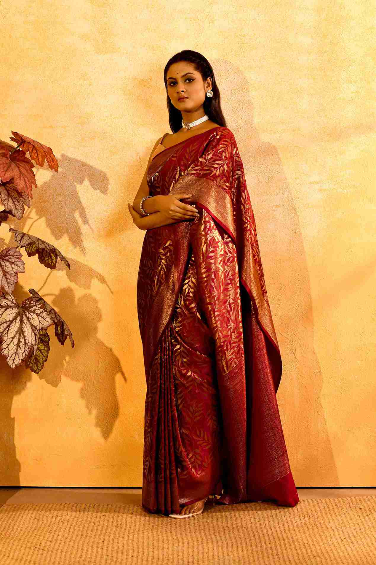 Gulabi Zari Gajji Silk Banarasi | Woven Vine Jaal & Antique - Gold Zari - Ethlore