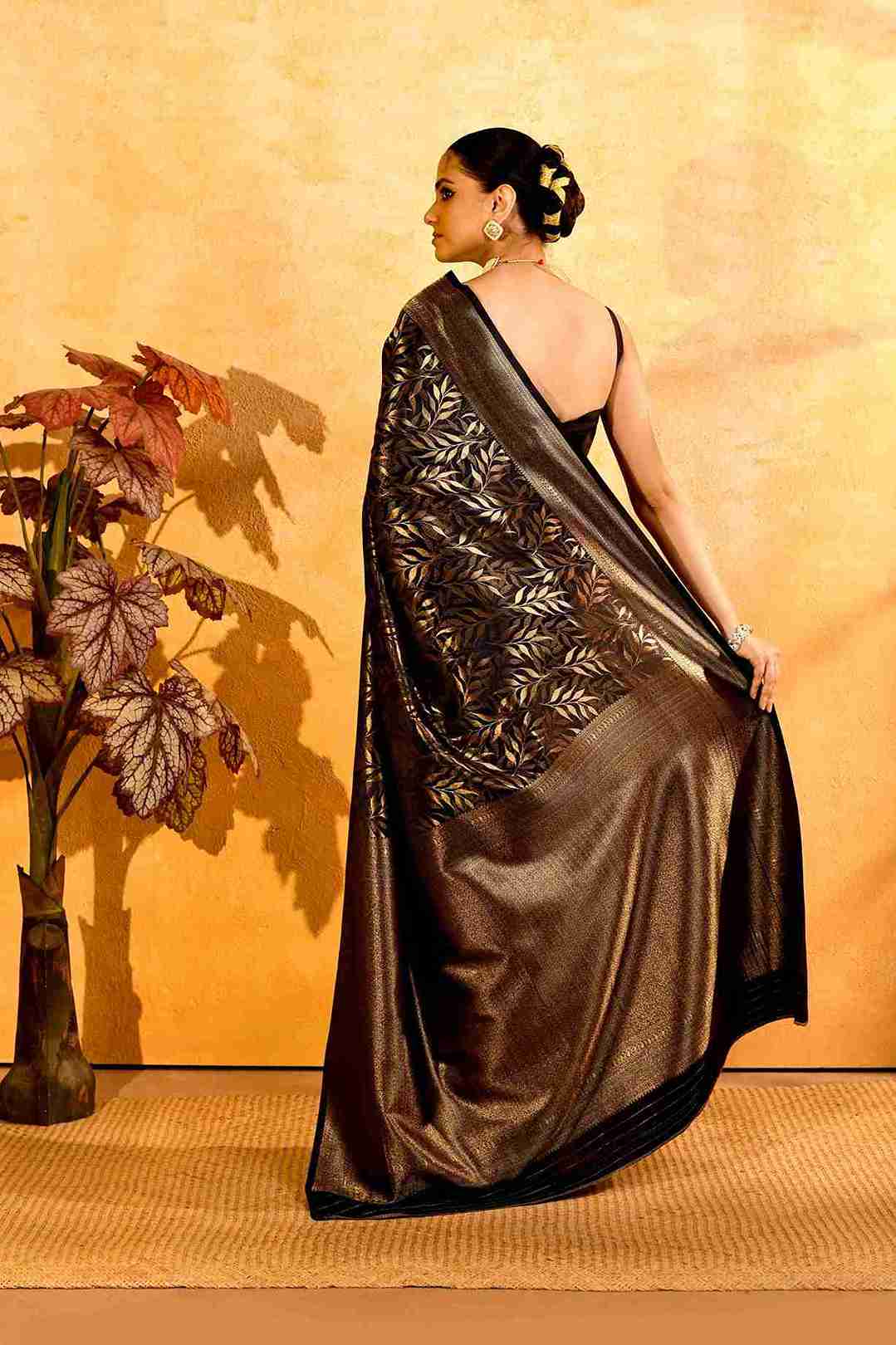 Neel Zari Gajji Silk Banarasi | Woven Vine Jaal & Antique - Gold Zari - Ethlore