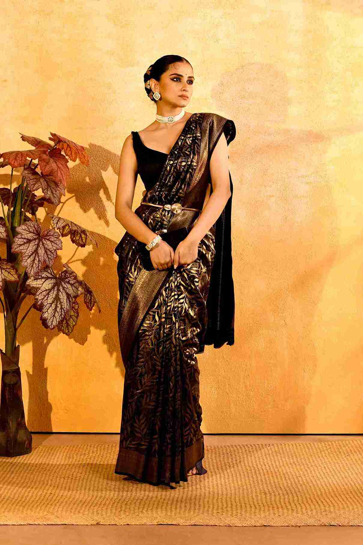 Neel Zari Gajji Silk Banarasi | Woven Vine Jaal & Antique - Gold Zari - Ethlore